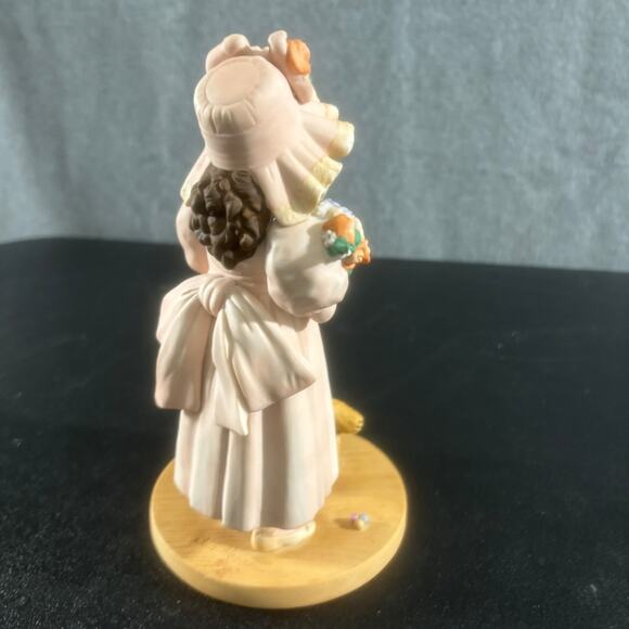 1990 Vintage Jan Hagara Rebecca Legacy Teddy Bear Kid Flower Porcelain Figurine - Picture 5 of 8